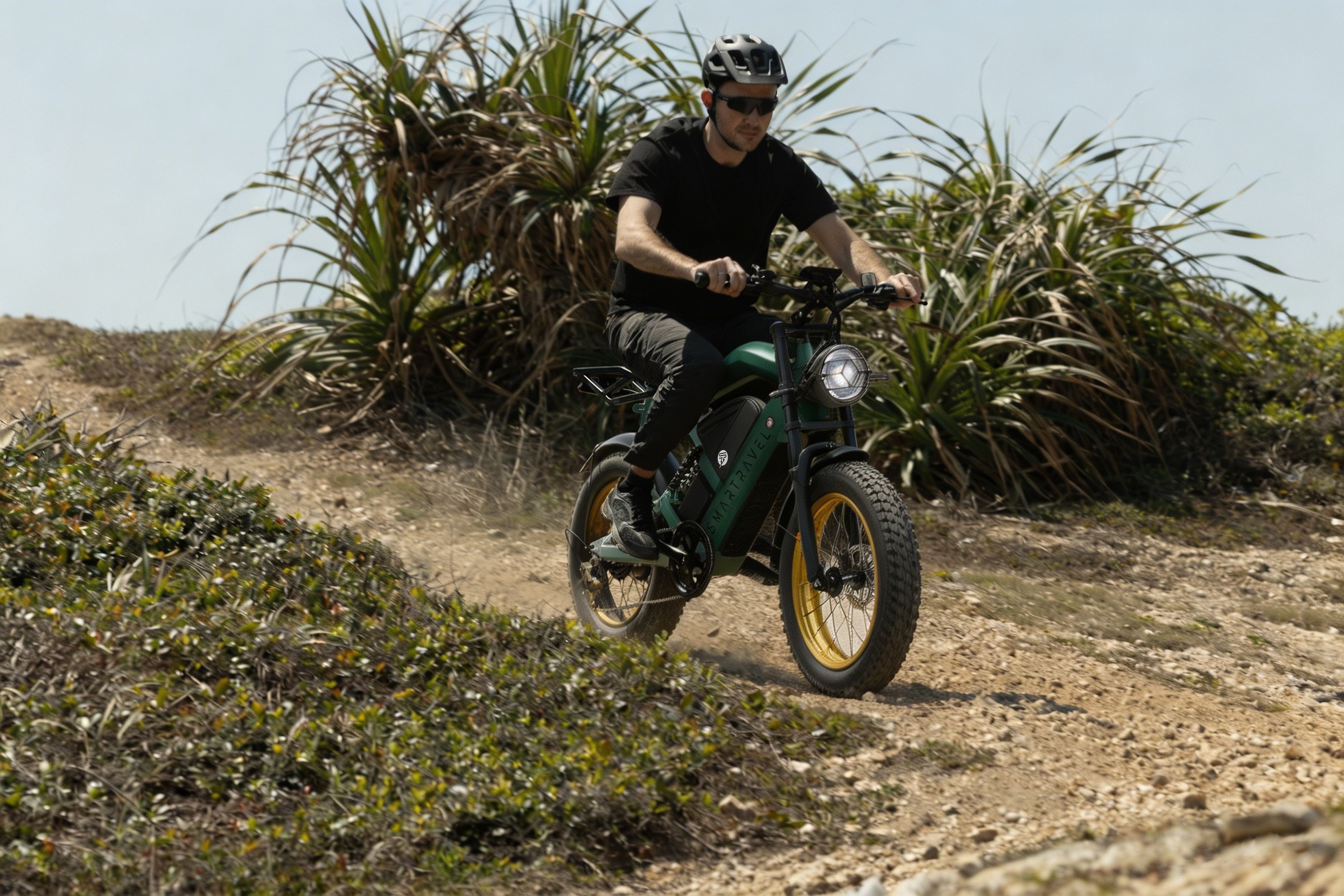 Smartravel Raptor ST202