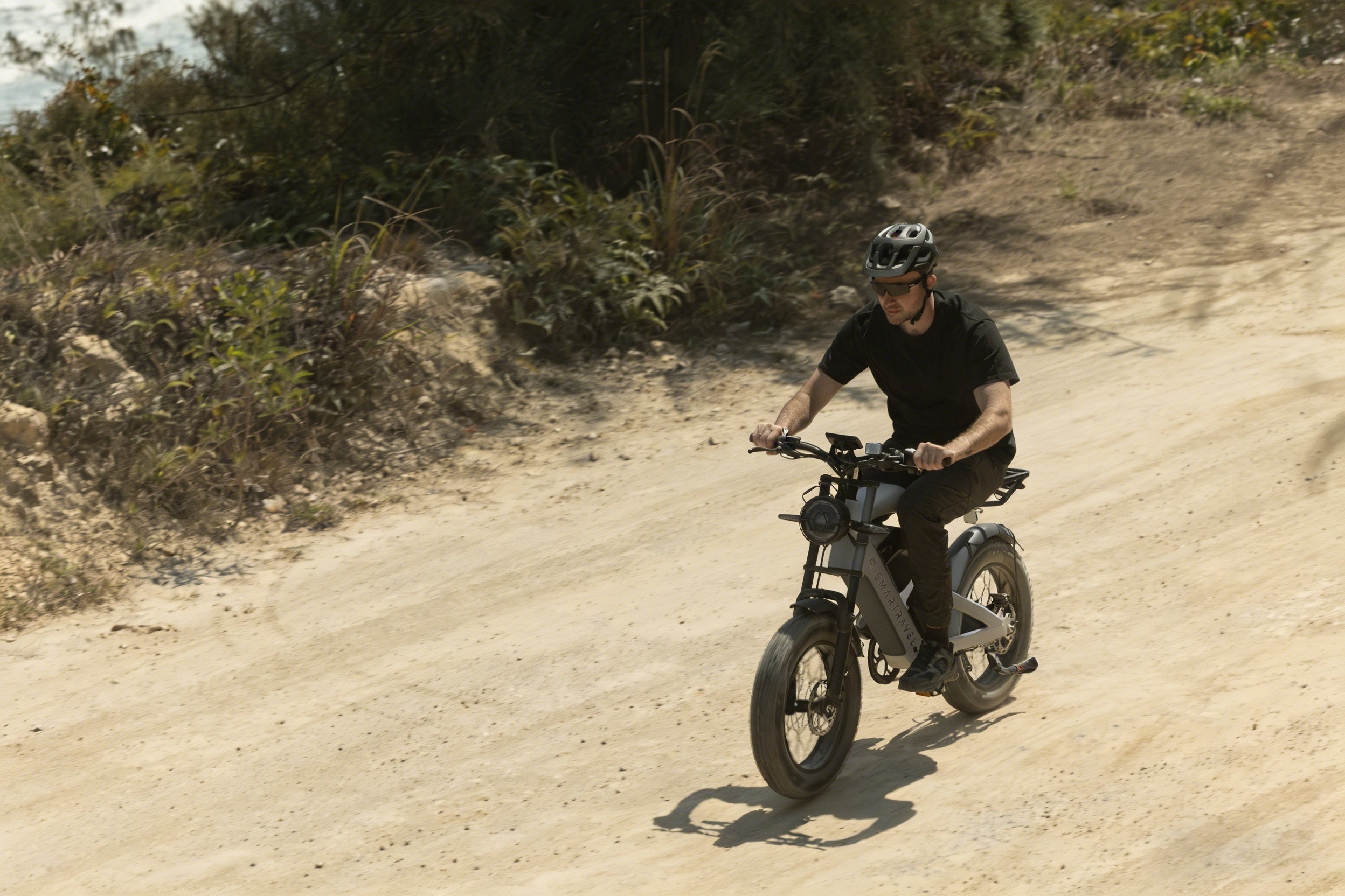 Smartravel Raptor ST202
