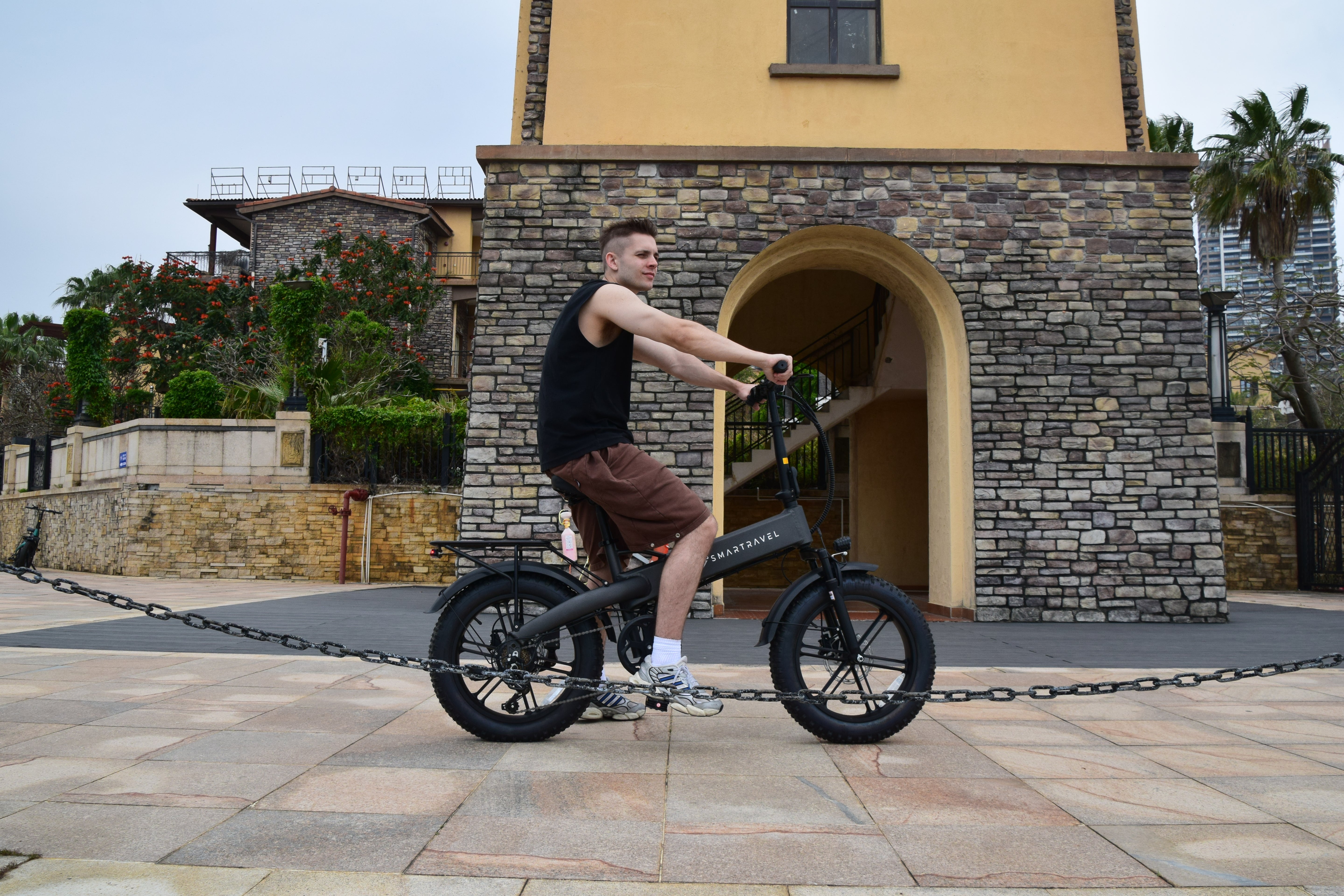 SMARTRAVEL M6 Fat Tire Folding E-Bike
